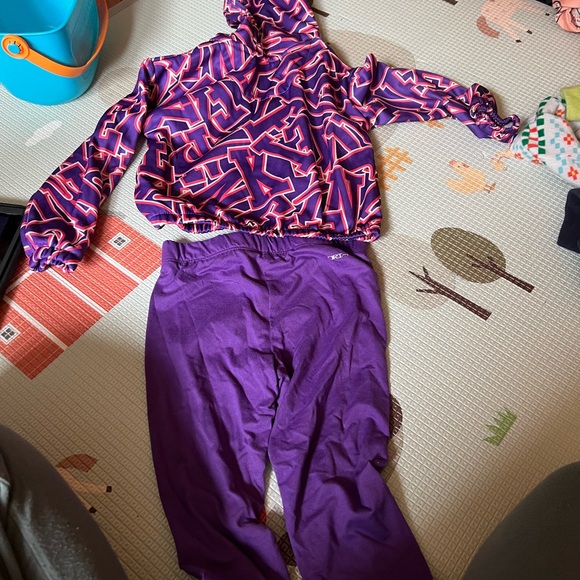 Nike toddler purple hoodie 2 piece set great condition size 2T - Picture 4 of 4